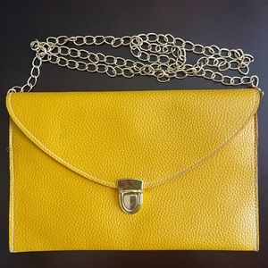 New Yellow pebbled faux leather envelope clutch crossbody gold tone whole chain